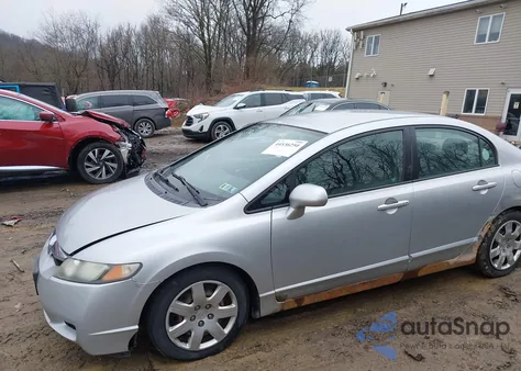 2010 Honda Civic Lx z USA, uszkodzony, nr VIN 2HGFA1F5XAH310056